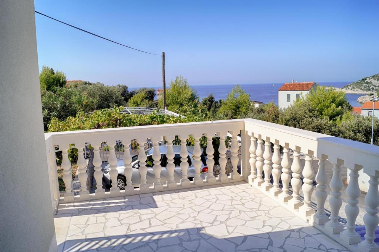 Villa Luger Eg Ražanj Buitenkant foto