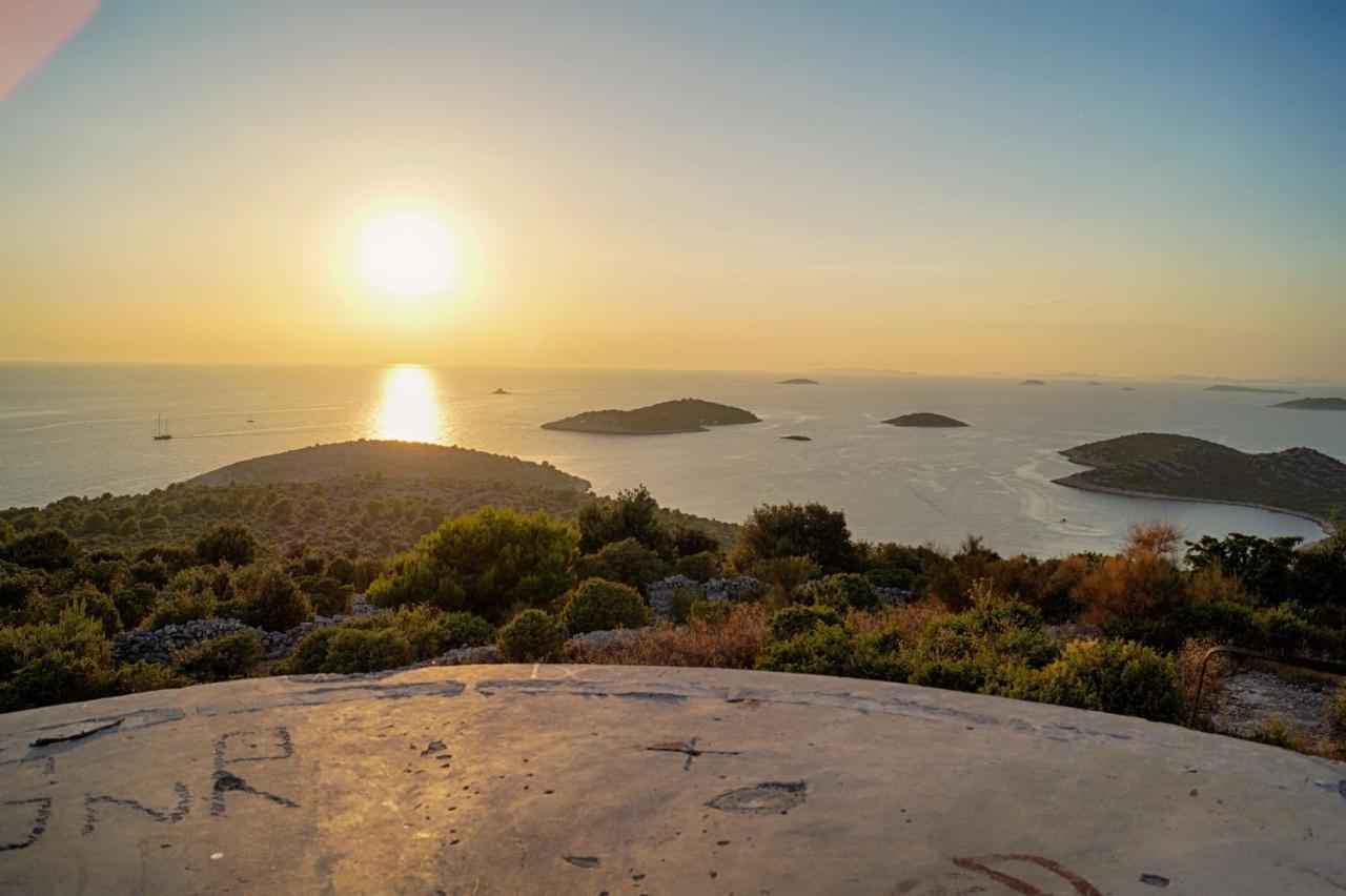 Villa Luger Eg Ražanj Buitenkant foto